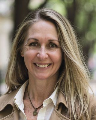 Photo of Kylie Strelan, Psychotherapist, PACFA