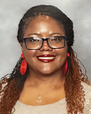 Photo of Tawanna Ivey, Clinical Social Work/Therapist, LICSW