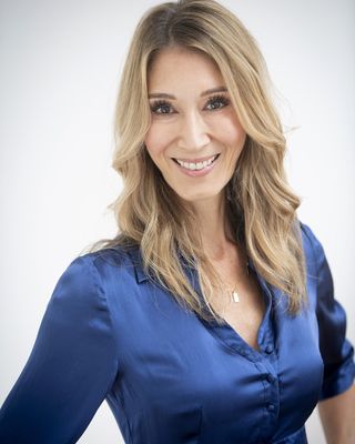 Photo of Rebecca Newman, Psychotherapist, PACFA