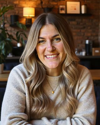 Photo of Liz Slusher - Aurora Sun Counseling, LLC, Treatment Center, LSW