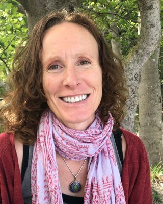 Photo of Elizabeth Brindle, Counsellor, MBACP