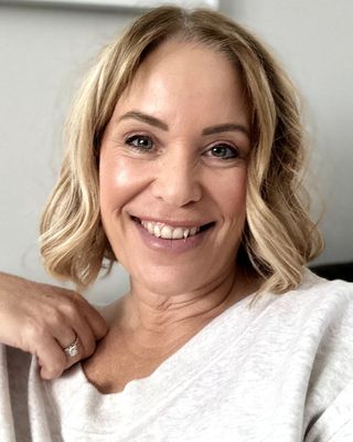 Photo of Glenda Myles, Registered Psychotherapist, RP, MSc