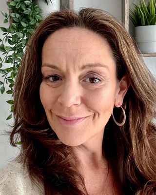 Photo of Tara Arhakos, Licensed Professional Counselor, MS, LPC, NCC, CGP
