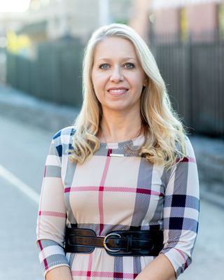 Photo of Jillian Taylor McNew, Marriage & Family Therapist, MA, LMFT