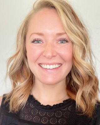 Photo of Kelsey A Carrier, Marriage & Family Therapist Associate in Vancouver, WA