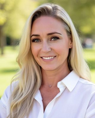 Photo of Crystal Stichter, Pre-Licensed Professional, MS, AMFT