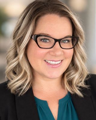 Photo of Julianne Berol, Psychiatric Nurse Practitioner, PMHNP