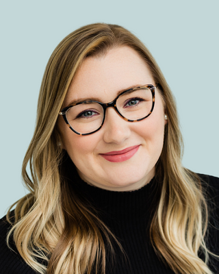 Photo of Chloe Brown, Registered Psychotherapist, MEd, HBSc