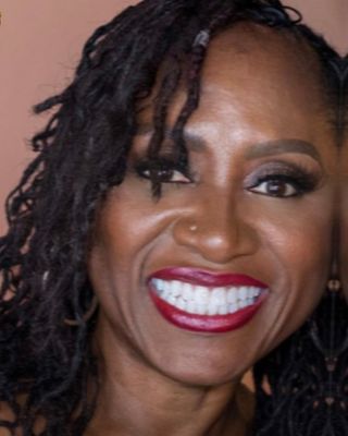 Photo of Annette Anna R Fraser, Psychotherapist, MNCPS Acc.