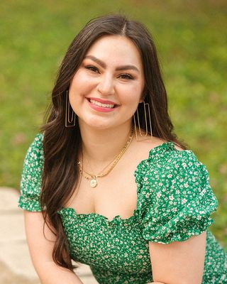 Photo of Linzey Guerra-Stella, Licensed Professional Counselor, M.Ed., LPC, NCC