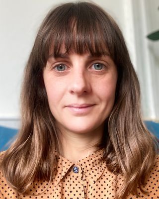 Photo of Rebecca Neale, Psychotherapist, MA, MUKCP