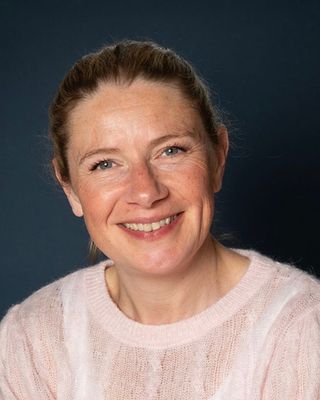 Photo of Carolyn Stevenson, Counsellor, MBACP