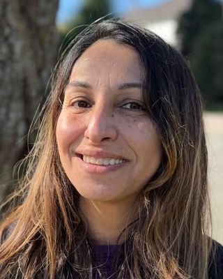 Photo of Malahat Hosseini, Counsellor, MACP