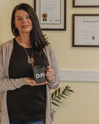 Photo of Tracy Zimmerman-DeSchepper ( Modern Mojo), Psychiatric Nurse Practitioner, PMHNP