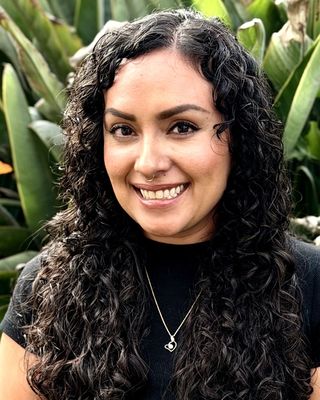 Photo of Mayra Reyes, Clinical Social Work/Therapist, LCSW