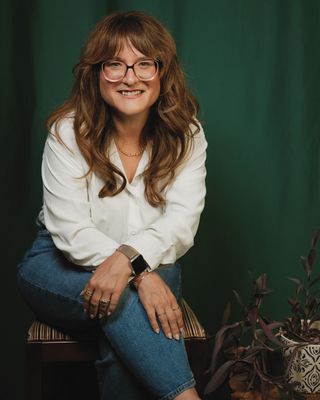 Photo of Lindsay Marie Bays, Licensed Professional Counselor, MS, LCPC, LCAC