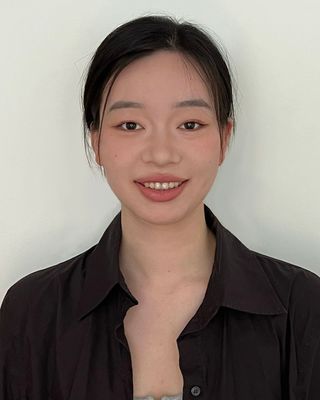 Photo of Iris Chen, Pre-Licensed Professional