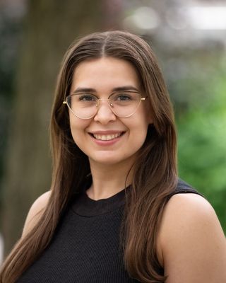 Photo of Melodi Laframboise - Therapy for Stress, Burnout & Low Mood - Melodi, Registered Psychotherapist, BSc, MACP