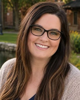 Photo of Lindsay Ditlow, Clinical Social Work/Therapist, MSW, LSW