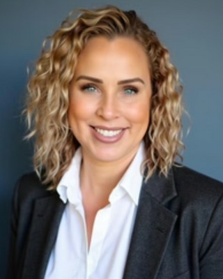 Photo of Sigrid Alicea, Marriage & Family Therapist, LMFT