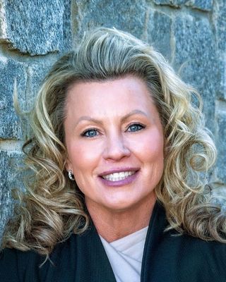 Photo of Dr. Elizabeth Czikowsky, Psychiatric Nurse Practitioner, DNP, APRN, CARN-AP