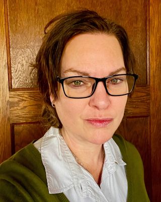 Photo of Dr. Erin Burrell, Psychologist, PsyD, HSPP