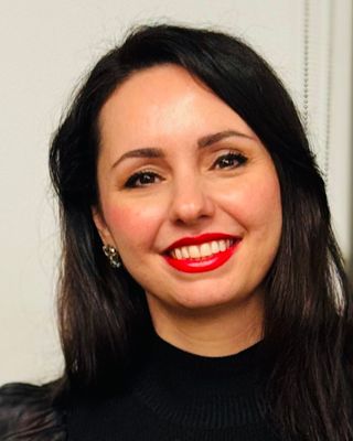 Photo of Pardis Samiee, Psychotherapist, MSc, MBACP