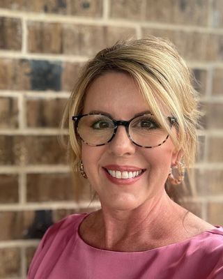 Photo of Lesley Bragg, Licensed Professional Counselor Associate, LPC-A