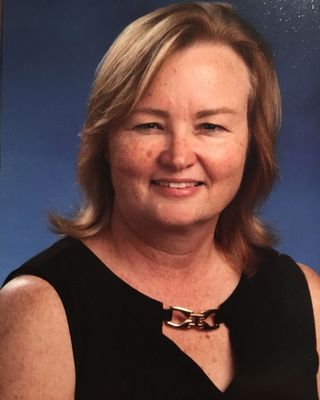 Photo of Michele Glavine, Registered Psychotherapist (Qualifying), MA, M.Ed, OCT
