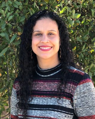 Photo of Vinder Lallian, Marriage & Family Therapist, MA, LMFT
