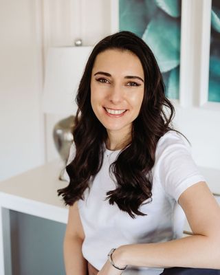 Photo of Anna Lukomsky, Registered Social Worker, MSW, RSW