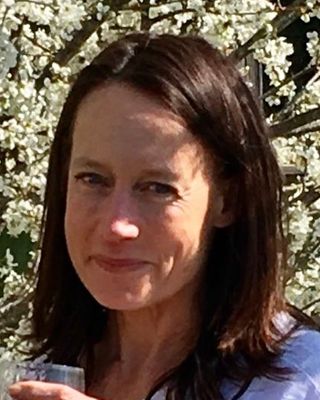 Photo of Catherine Van de Steen, Psychotherapist, MA, MUKCP