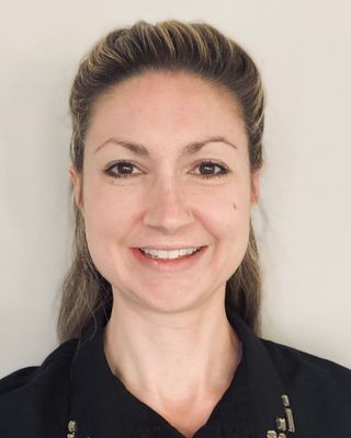 Photo of Alysha Kirschner, Clinical Social Work/Therapist, LISW