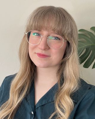 Photo of Adrianna Lebar, Registered Psychotherapist (Qualifying)
