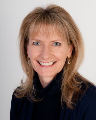 Photo of Sarah Louise Turner, Psychotherapist, MSc, MBACP