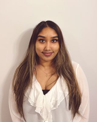 Photo of Sharleen Raghu, Counsellor, MACP, CCC