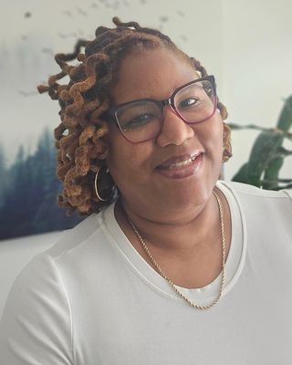 Photo of Claudia M. Williams, Clinical Social Work/Therapist, MBA, MSW, LCSW