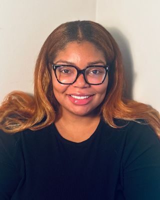 Photo of Sha'von Beale, Social Worker, MSW