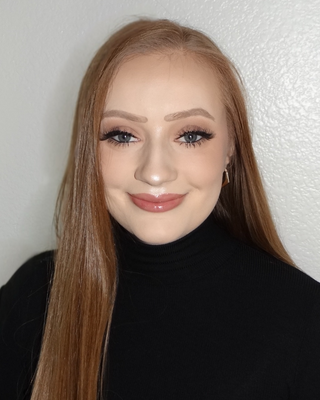 Photo of Alazea May, Pre-Licensed Professional, MFT, Student