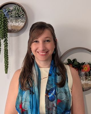Photo of Lauren Ephraims, Counsellor, MA, ACA-L2