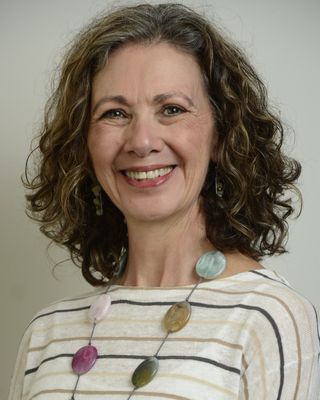 Photo of Helen Capanda, Counsellor, MBACP Accred