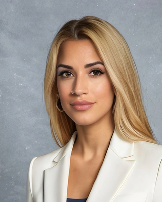 Photo of Claudia Rivero, Psychiatric Nurse Practitioner, NP