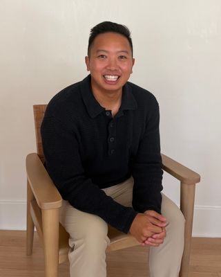 Photo of Binh Pham, Psychiatrist, MD