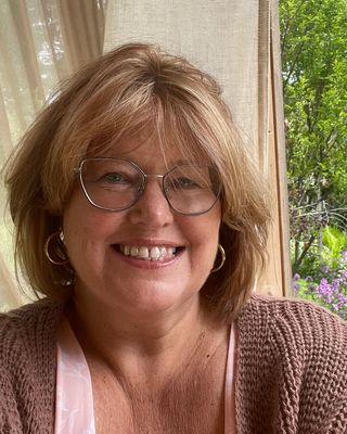 Photo of Claire Silvester, Registered Psychotherapist, BSc, MSc, RP, CHRE