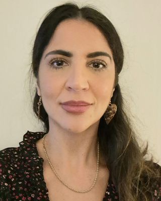 Photo of Farrah Tayob, Psychotherapist, MA, MIACP