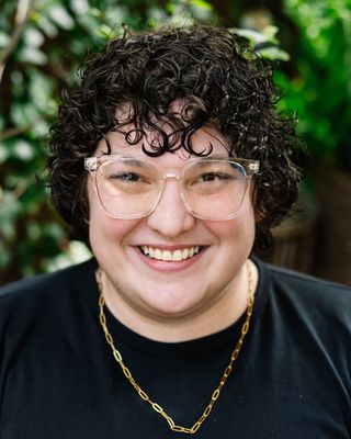 Photo of Sage Wile, Clinical Social Work/Therapist, LCSW