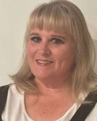 Photo of Robyn Tuft, Clinical Social Work/Therapist, CSW