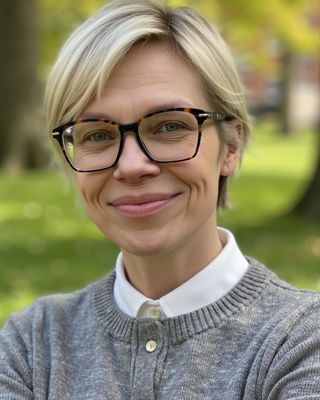 Photo of Lucy Kozak Cesnik, Marriage & Family Therapist, LMFT