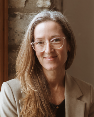 Photo of Jennifer Hamilton, Registered Psychotherapist, MACP, RP