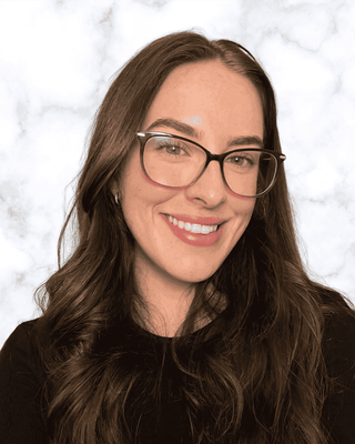 Photo of Emma Murison, Registered Psychotherapist (Qualifying), RP(Q)